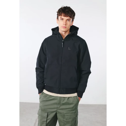 Куртка Omega 30126 Black | Vintage Industries фото 1