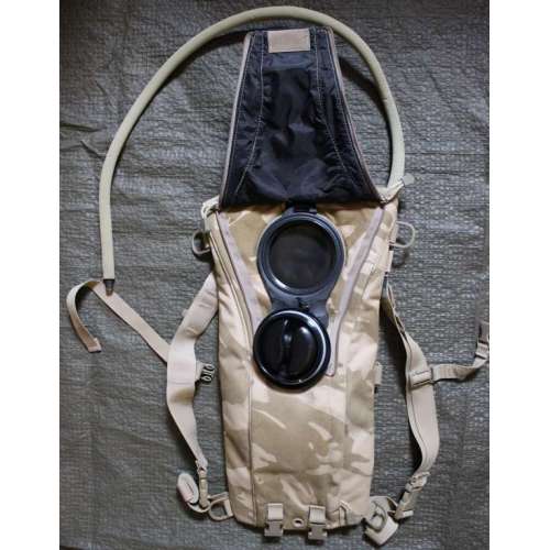 Питьевая система Camelbak Desert DPM (б/у) фото 2
