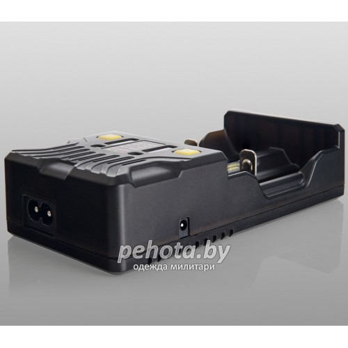 Зарядное устройство Uni C2 с автомобильным адаптером | Armytek фото 2